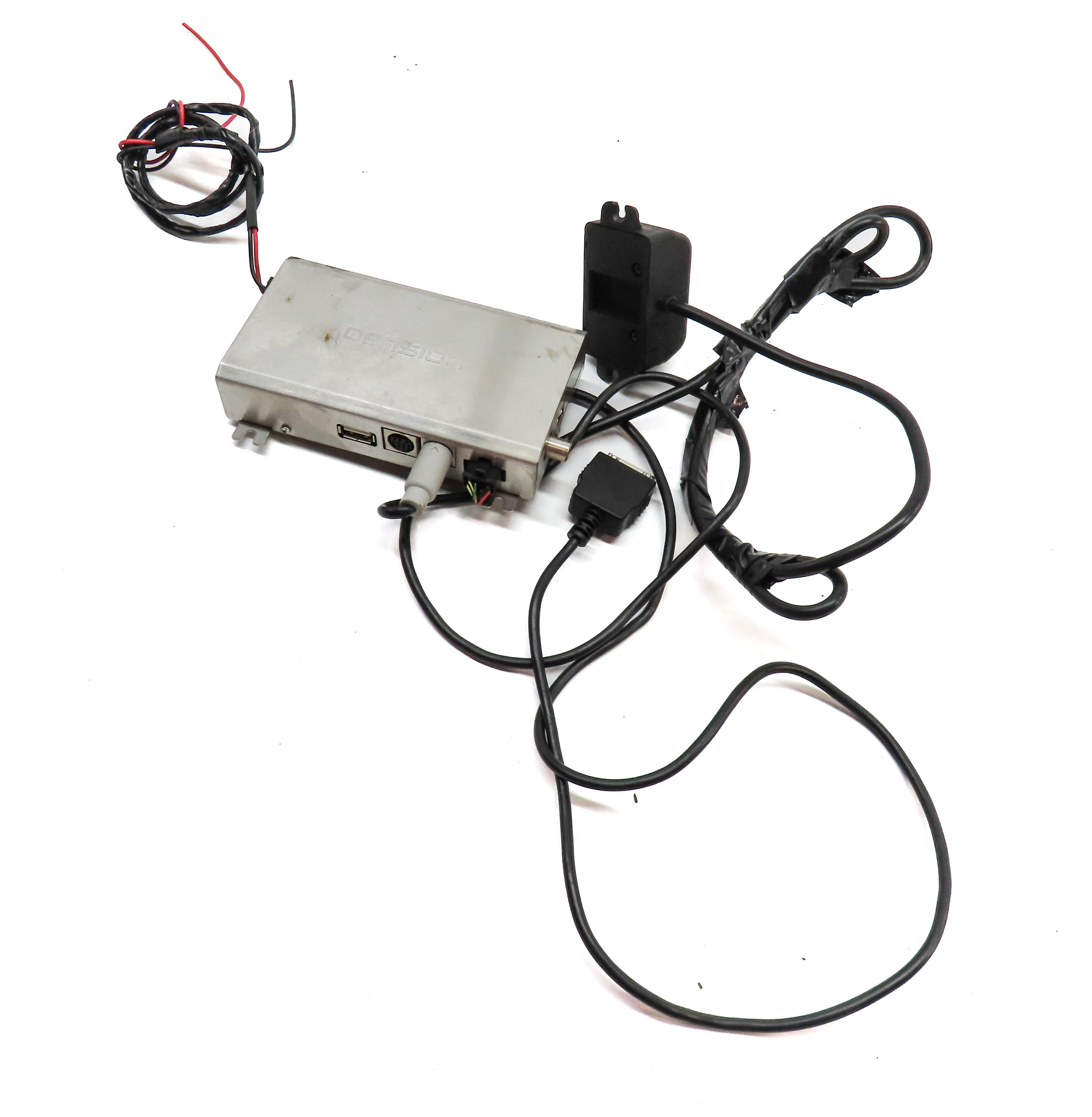 4HL DENISON GATEWAY 500 iPOD USB MULTIMEDIA INTERFACE MODULE w/HARNESS — exact item pictured